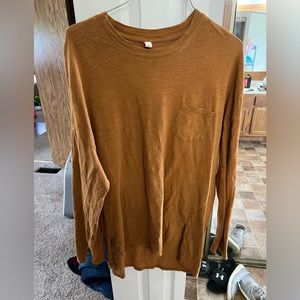 Wishlist size small tee